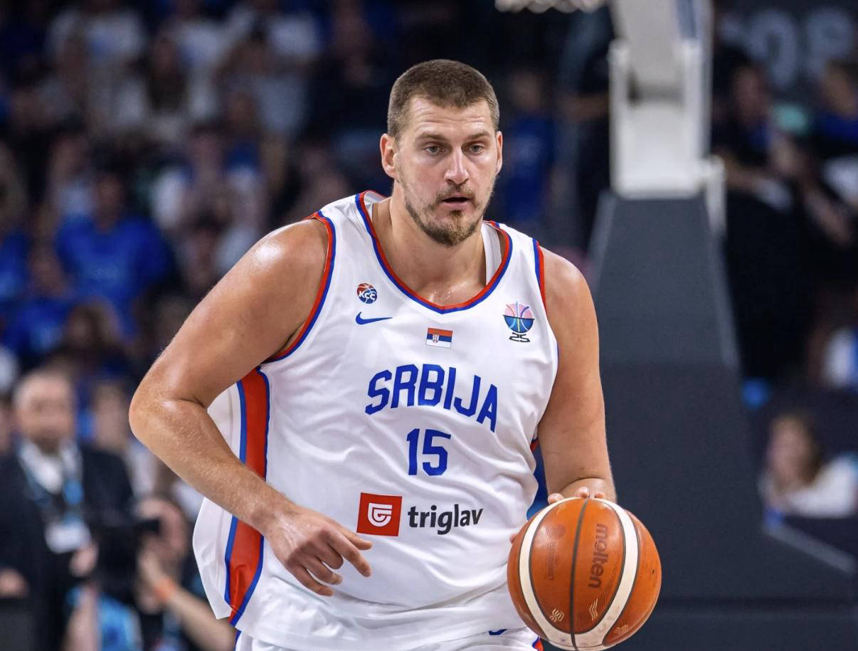 德国男篮碾压塞尔维亚男篮，瓦兰丘纳斯统治全场的简单介绍