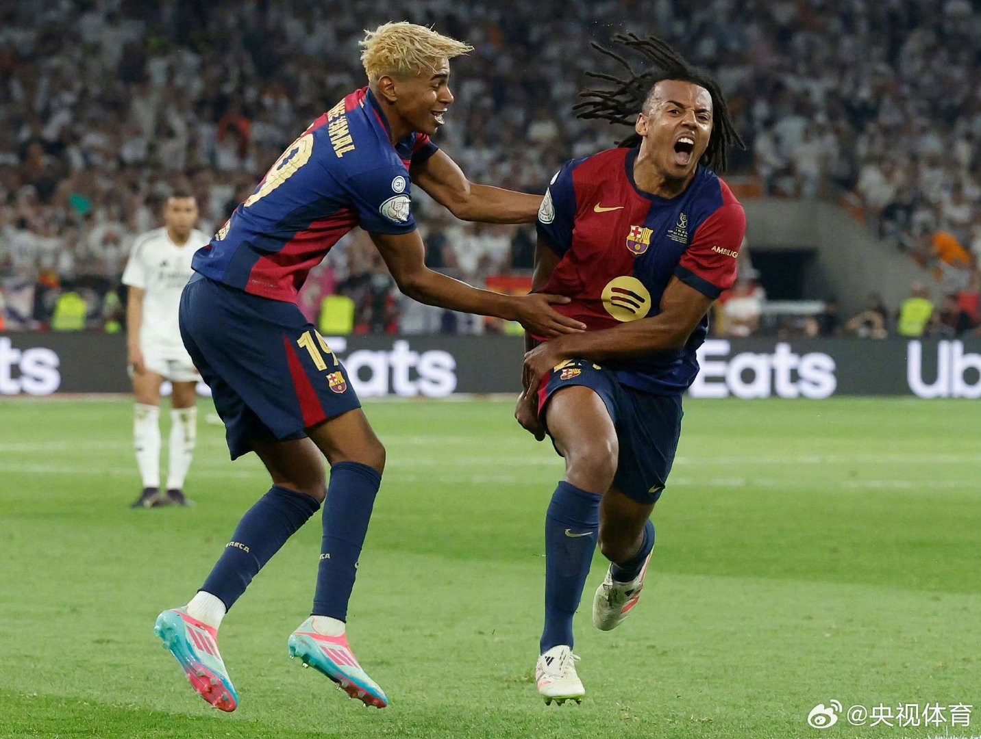 国际米兰横扫巴萨，佩德里惊艳四座