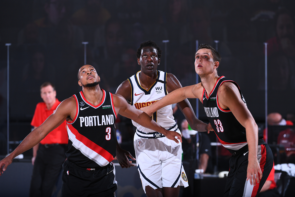 开拓者力克国王,保罗在西甲国家德比接管比赛 开拓者力克国王,保罗在西甲国家德比接管比赛