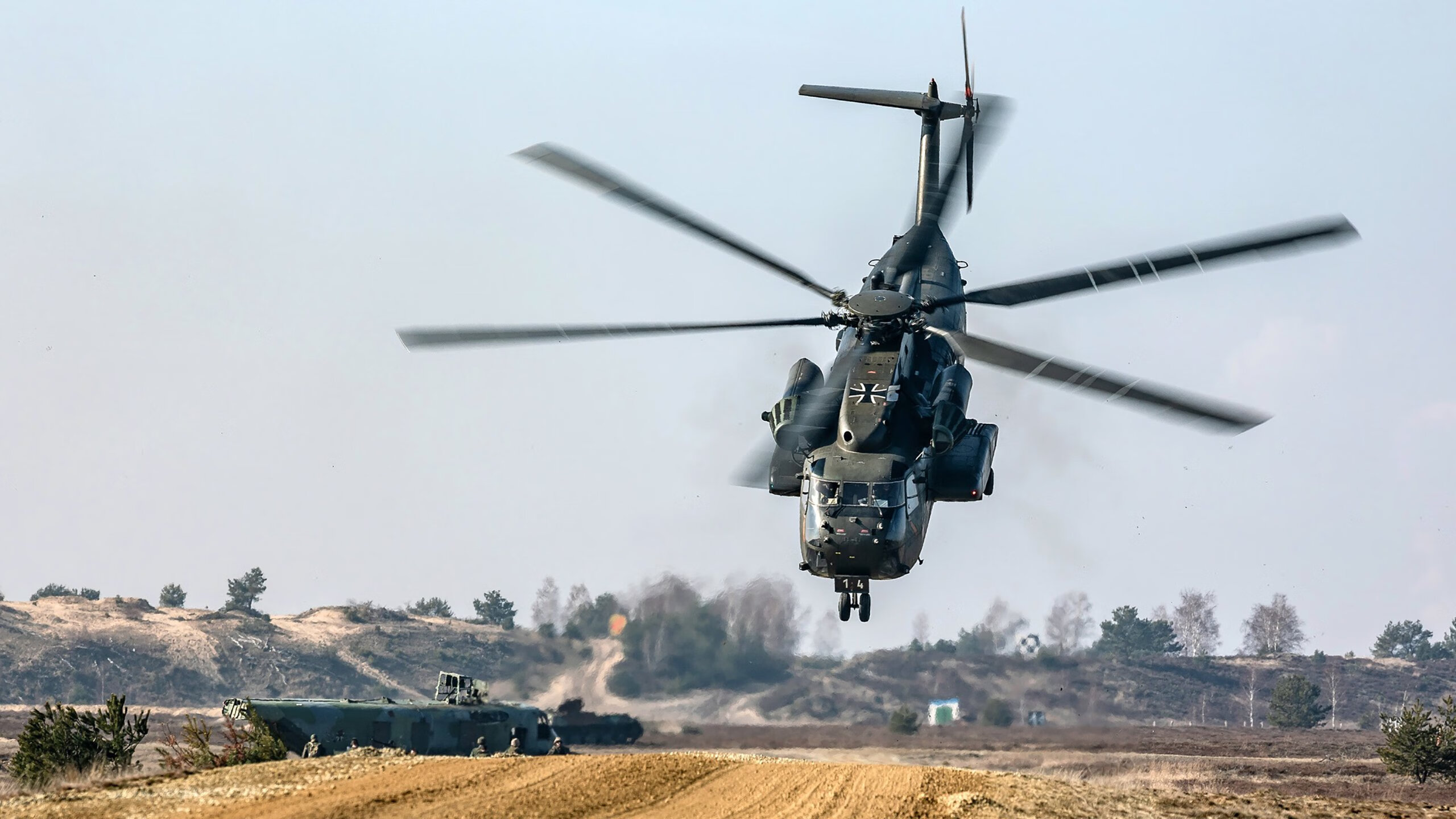 南非金钱豹撕咬卡塔尔赛道,F1新赛季揭幕战背后的全球赛车权力版图迁移